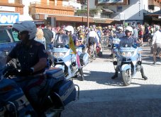 14 motorcykelbetjente fulgte løbet i Italien
